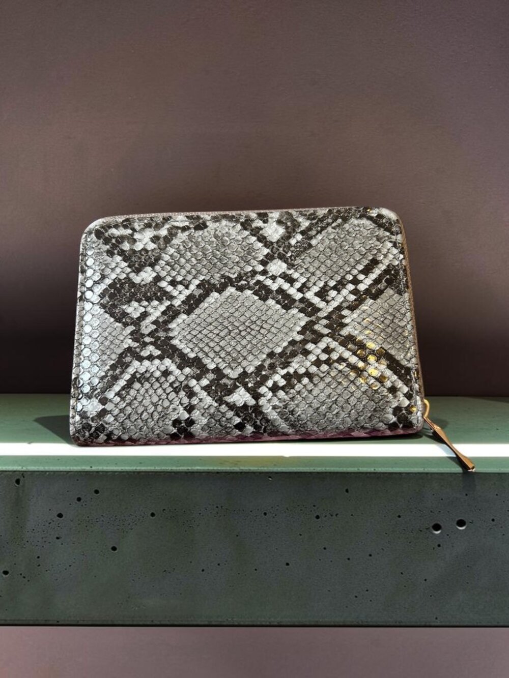 Ciel Gray Snakeskin Print Zip Around Wallet NWT